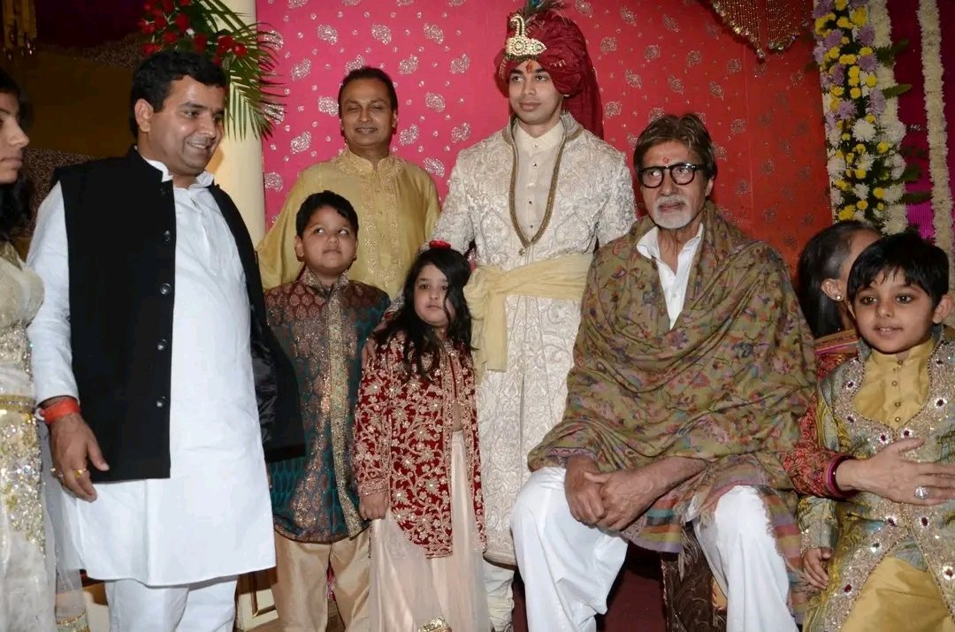 प्रतीक की शादी में महानायक